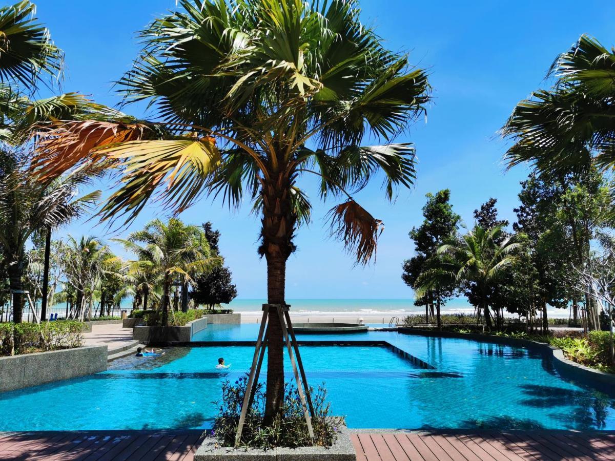 Timurbay Seafront Residence By L'Amour Home Kuantan Zewnętrze zdjęcie