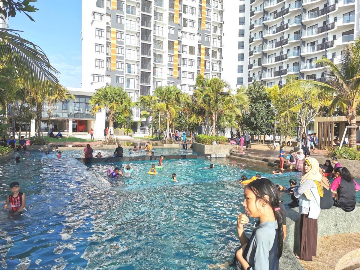 Timurbay Seafront Residence By L'Amour Home Kuantan Zewnętrze zdjęcie
