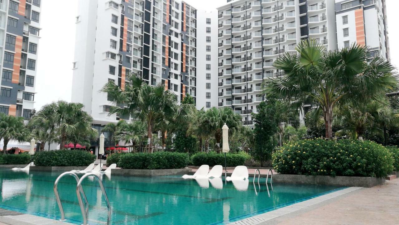Timurbay Seafront Residence By L'Amour Home Kuantan Zewnętrze zdjęcie