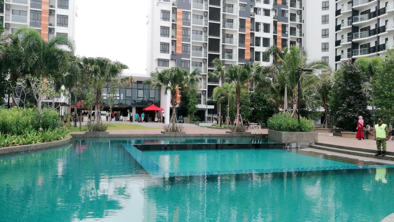 Timurbay Seafront Residence By L'Amour Home Kuantan Zewnętrze zdjęcie