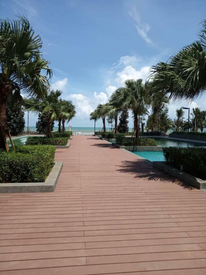 Timurbay Seafront Residence By L'Amour Home Kuantan Zewnętrze zdjęcie